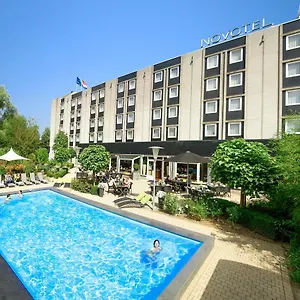 novotel-maastricht.valkenburgaandegeul-hotels.com/